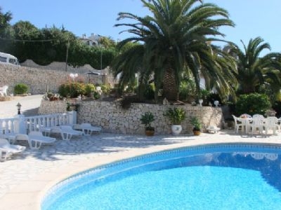 Villa with 4 bedroom in town 48227