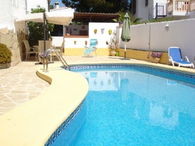 Villa for sale in town, Spain 48271