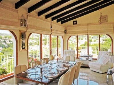 Villa&nbsp;with&nbsp;4&nbsp;bedroom&nbsp;in&nbsp;town,&nbsp;Spain&nbsp;48296