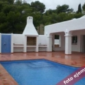 Villa for sale in town 48299