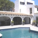 Villa for sale in town 48317