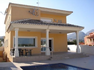 Villa&nbsp;for&nbsp;sale&nbsp;in&nbsp;town&nbsp;48328