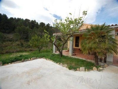 Villa&nbsp;for&nbsp;sale&nbsp;in&nbsp;town&nbsp;48610