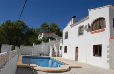 Villa for sale in town 48635