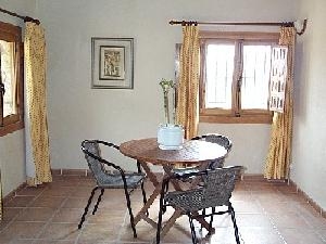 House with 3 bedroom in town 49053