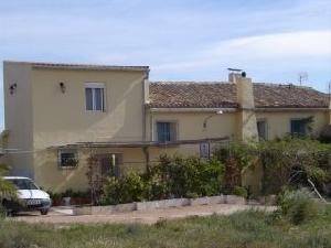 House for sale in town 49388