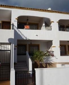 Los Montesinos property: Apartment for sale in Los Montesinos 49428