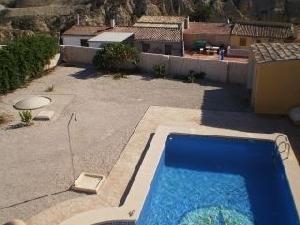 Villa for sale in town, Spain 49434