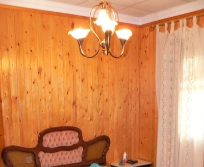 Purias property: Farmhouse with 4 bedroom in Purias 49818