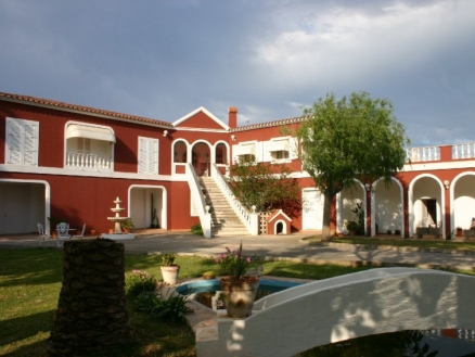 Villa for sale in town 51423