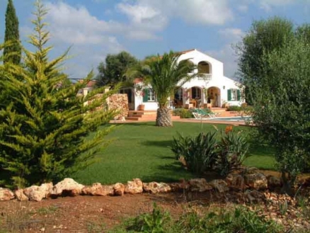 Villa for sale in town 51428