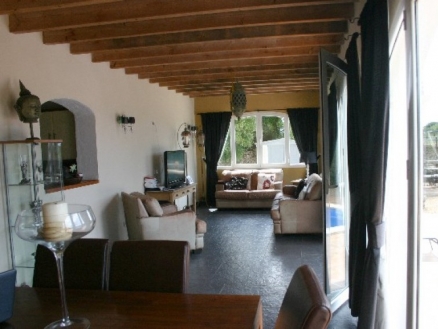 Villa with 6 bedroom in town 51429