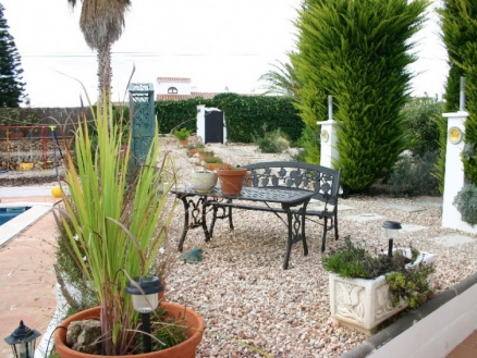 Villa for sale in town, Spain 51458