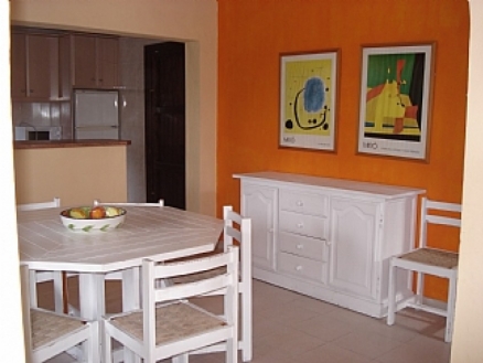 Villa for sale in town, Spain 51461