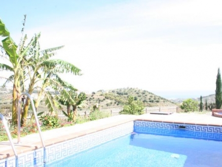 Frigiliana property: Farmhouse with 1 bedroom in Frigiliana 51752