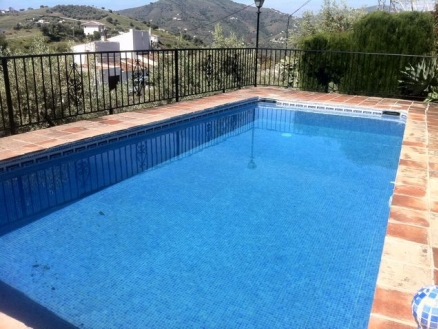 Frigiliana property: Farmhouse in Malaga to rent 51759