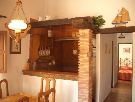 Nerja property: Farmhouse in Malaga to rent 51763