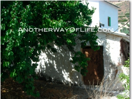 Iznajar property: Farmhouse with 4 bedroom in Iznajar 52412