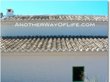 Iznajar property: Farmhouse with 3 bedroom in Iznajar, Spain 52420