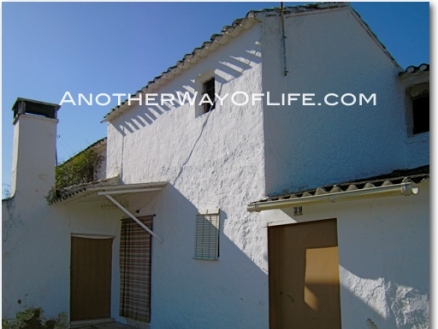 Iznajar property: Farmhouse for sale in Iznajar, Spain 52423