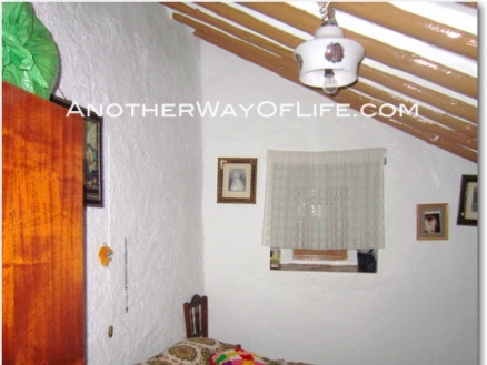 Iznajar property: Farmhouse in Cordoba for sale 52424