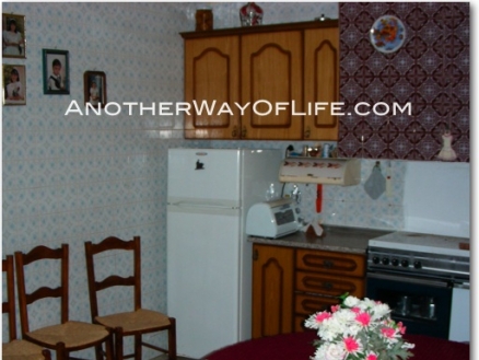Iznajar property: Cordoba property | 3 bedroom Farmhouse 52436