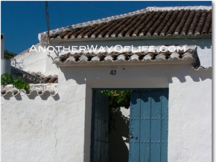 Iznajar property: Farmhouse for sale in Iznajar 52439