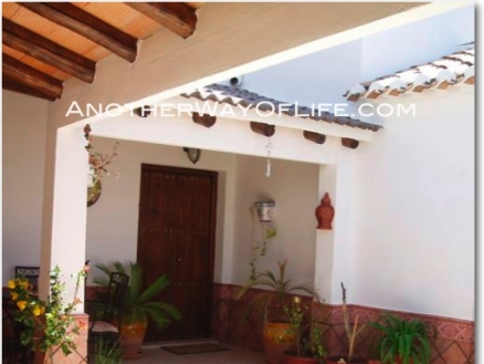 Iznajar property: Farmhouse in Cordoba for sale 52486