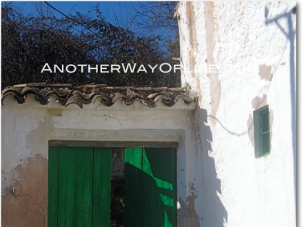 Iznajar property: Farmhouse with 4 bedroom in Iznajar 52500