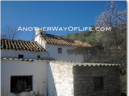 Iznajar property: Farmhouse in Cordoba for sale 52500