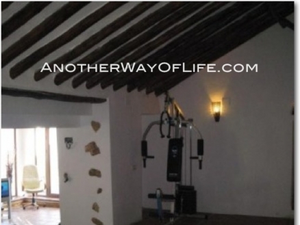 Illora property: Farmhouse with 3 bedroom in Illora 52527