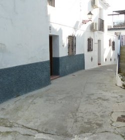 Townhome&nbsp;with&nbsp;4&nbsp;bedroom&nbsp;in&nbsp;town,&nbsp;Spain&nbsp;53839