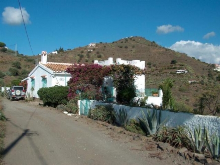 Villa&nbsp;for&nbsp;sale&nbsp;in&nbsp;town,&nbsp;Spain&nbsp;53877