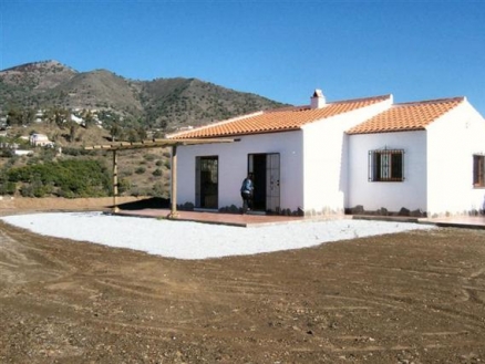 Villa for sale in town 53884