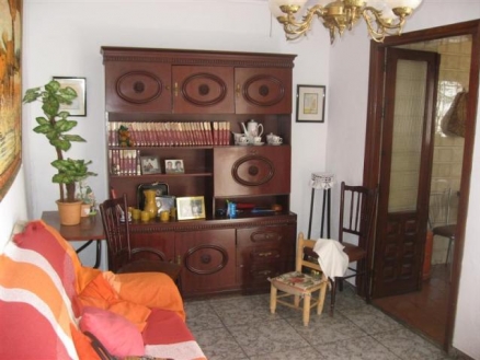 Villa&nbsp;for&nbsp;sale&nbsp;in&nbsp;town,&nbsp;&nbsp;53891