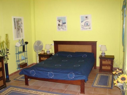 Villa&nbsp;with&nbsp;3&nbsp;bedroom&nbsp;in&nbsp;town,&nbsp;Spain&nbsp;53969