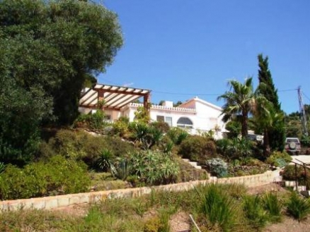 Villa&nbsp;for&nbsp;sale&nbsp;in&nbsp;town&nbsp;53976