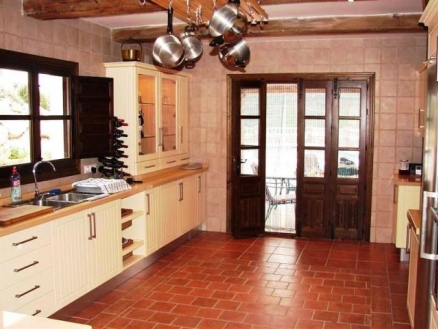 Villa&nbsp;with&nbsp;4&nbsp;bedroom&nbsp;in&nbsp;town&nbsp;54042