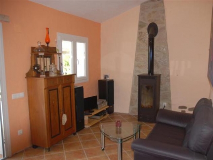 Villa&nbsp;for&nbsp;sale&nbsp;in&nbsp;town,&nbsp;Spain&nbsp;54068
