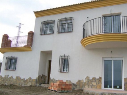 Villa&nbsp;for&nbsp;sale&nbsp;in&nbsp;town,&nbsp;Spain&nbsp;54147