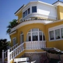 Villa for sale in town 54323