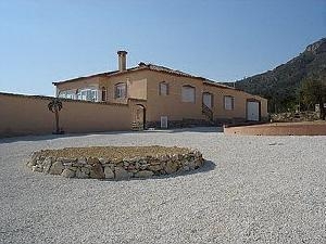 Villa for sale in town, Spain 54326