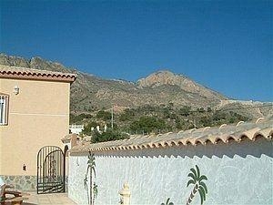 Villa with 4 bedroom in town 54326
