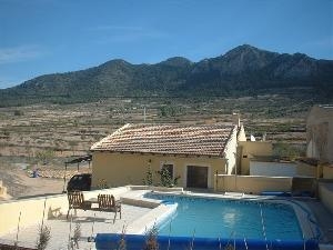 Villa&nbsp;for&nbsp;sale&nbsp;in&nbsp;town&nbsp;54332