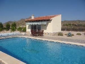 Villa with 4 bedroom in town 54368