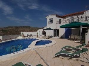 Villa for sale in town 54408