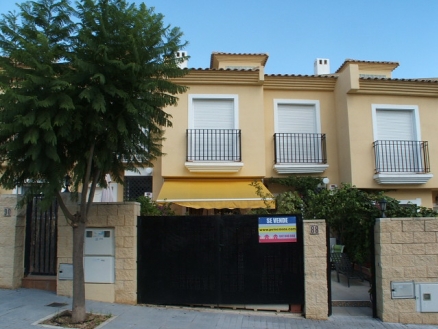Townhome with 3 bedroom in town 54435