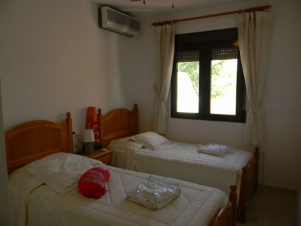 Dehesa De Campoamor property: Apartment in Alicante to rent 63805