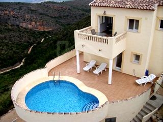 Pedreguer property: Villa with 2 bedroom in Pedreguer 64701