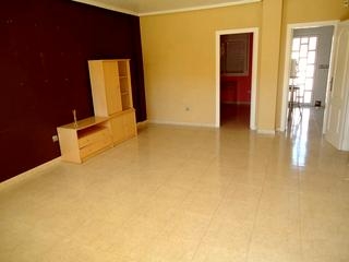 Dona Pepa property: Townhome with 3 bedroom in Dona Pepa 66492
